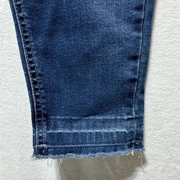 Buffalo David Bitton Jess Rip & Repair Mid Rise Skinny Jeans Size 6/28 - Picture 2 of 10